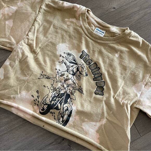 The Dirty Dog Motocross Beige Upcycled Bleach Cropped Top - Picture 2 of 3
